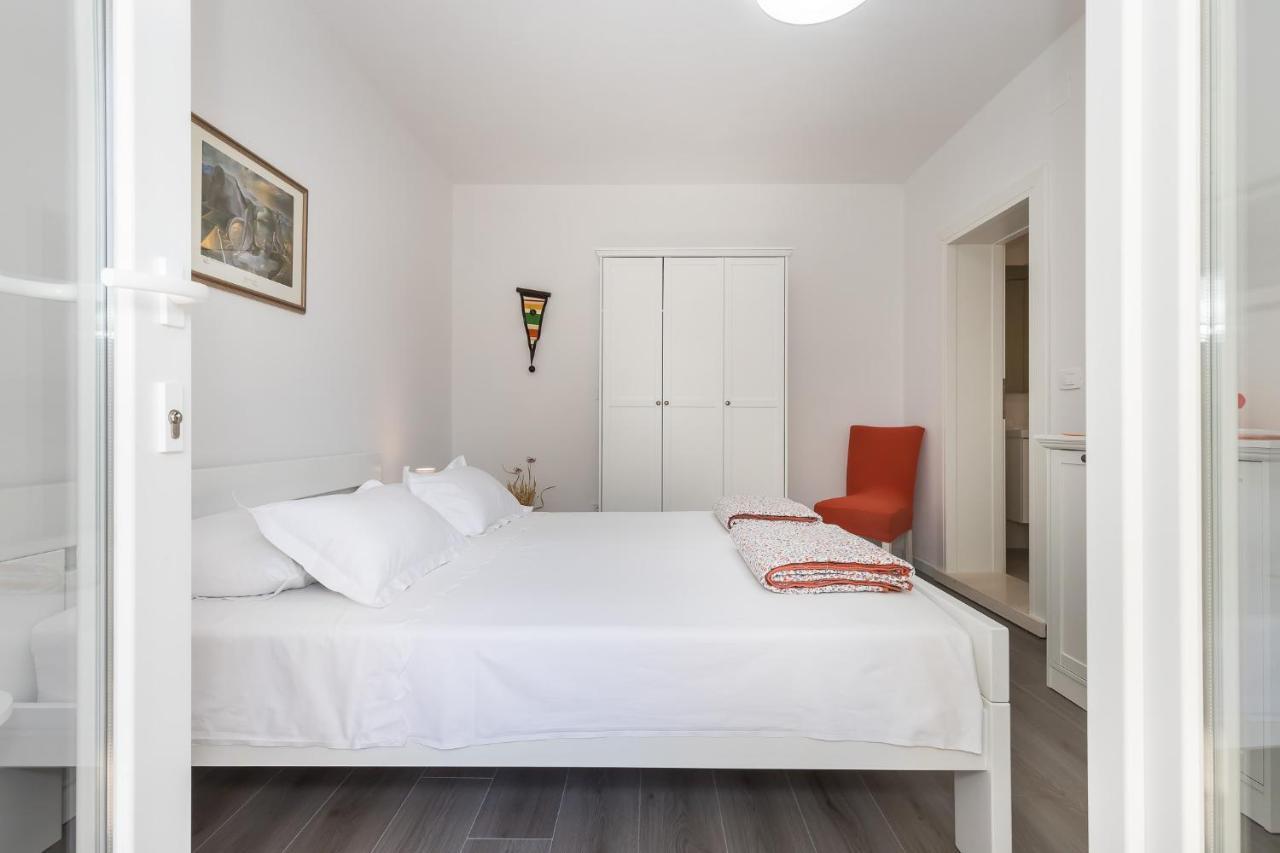 Apartment M&J Supetar Kültér fotó