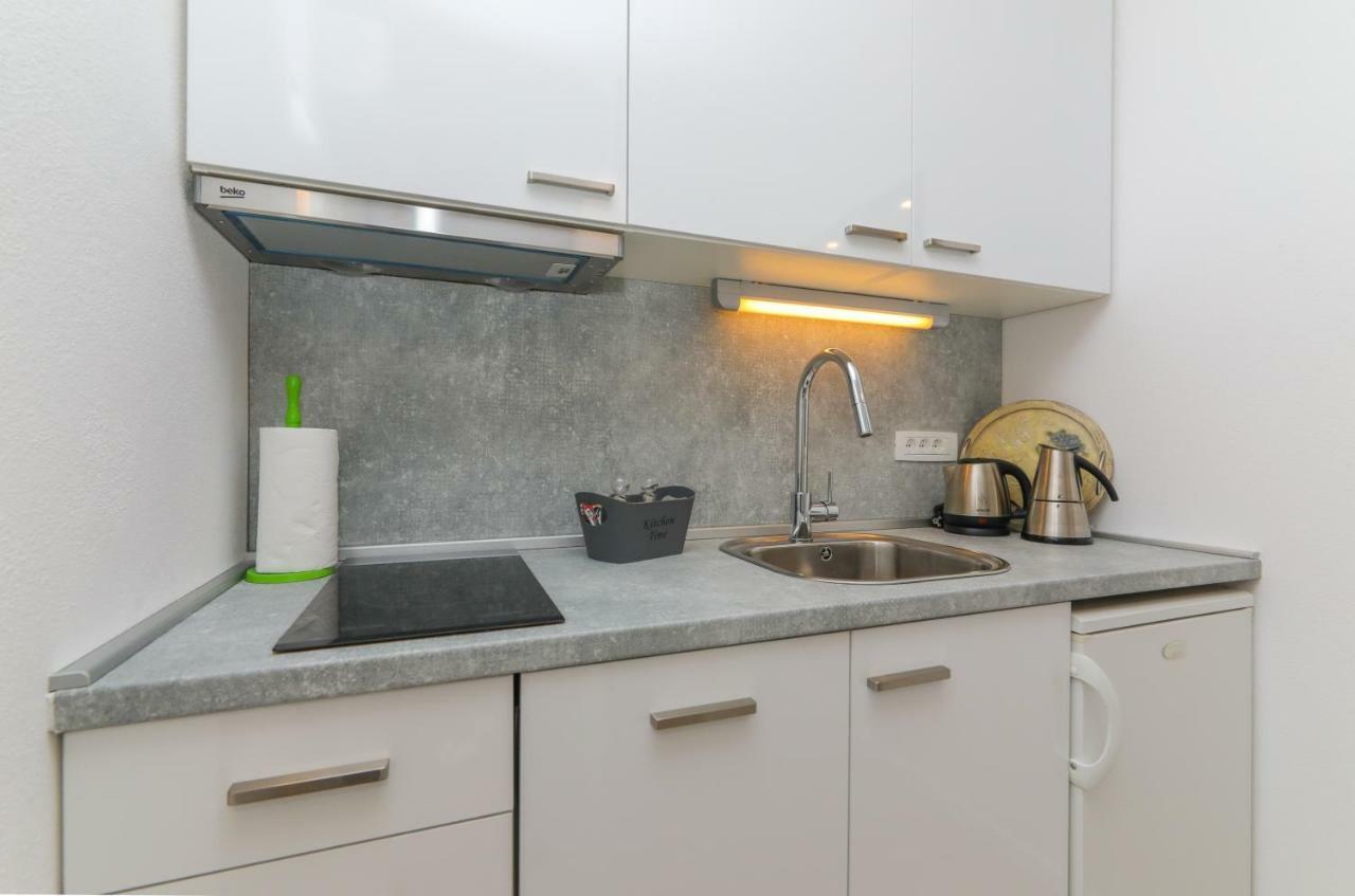 Apartment M&J Supetar Kültér fotó