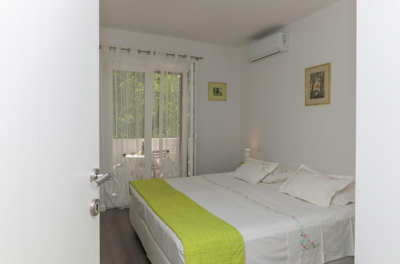 Apartment M&J Supetar Kültér fotó